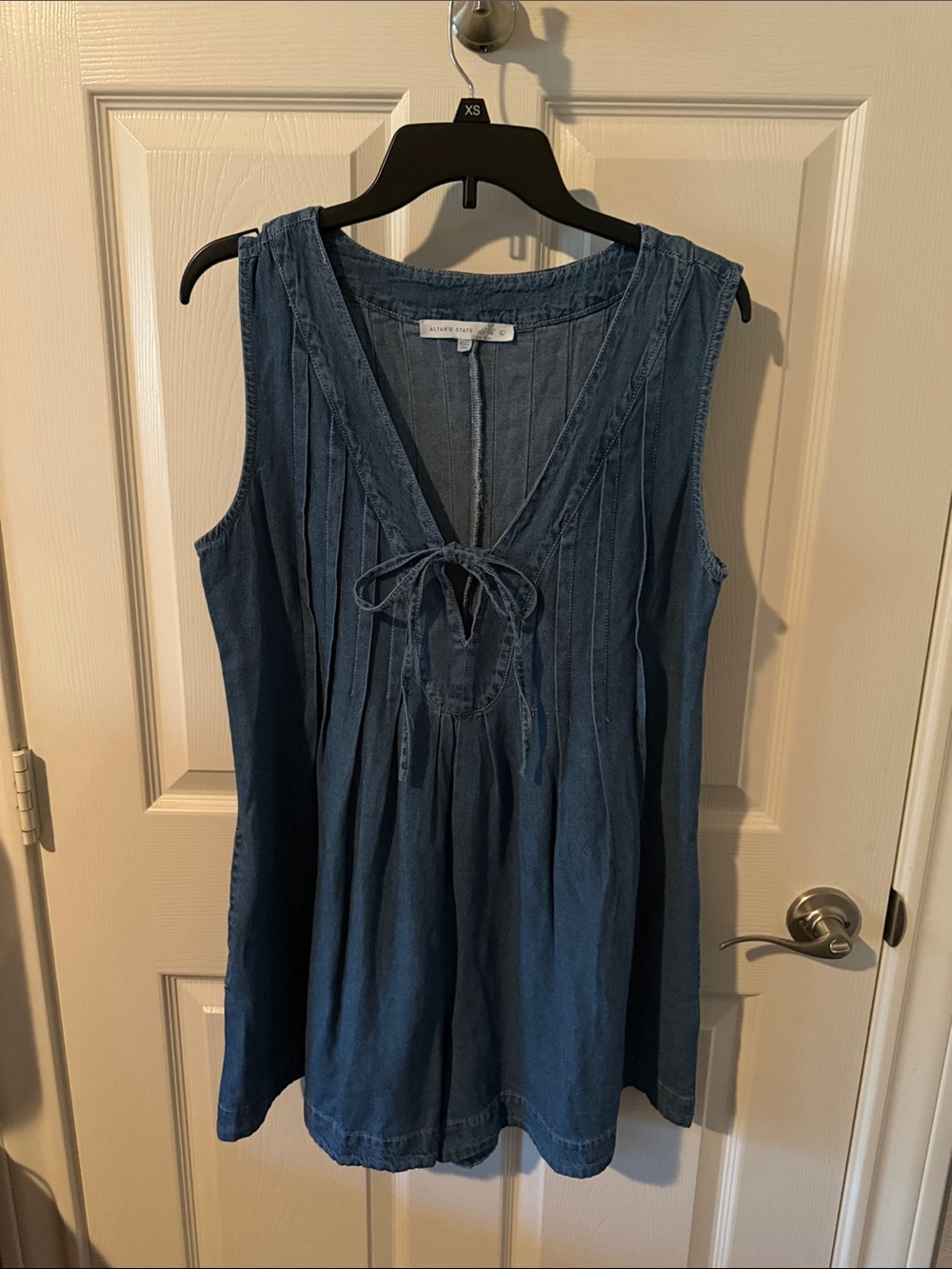 Altar'd State Sleeveless Denim-Look Tie-Front Tank in Blue